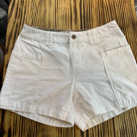 Tommy Hilfiger Pants - Tommy Hilfiger white shorts